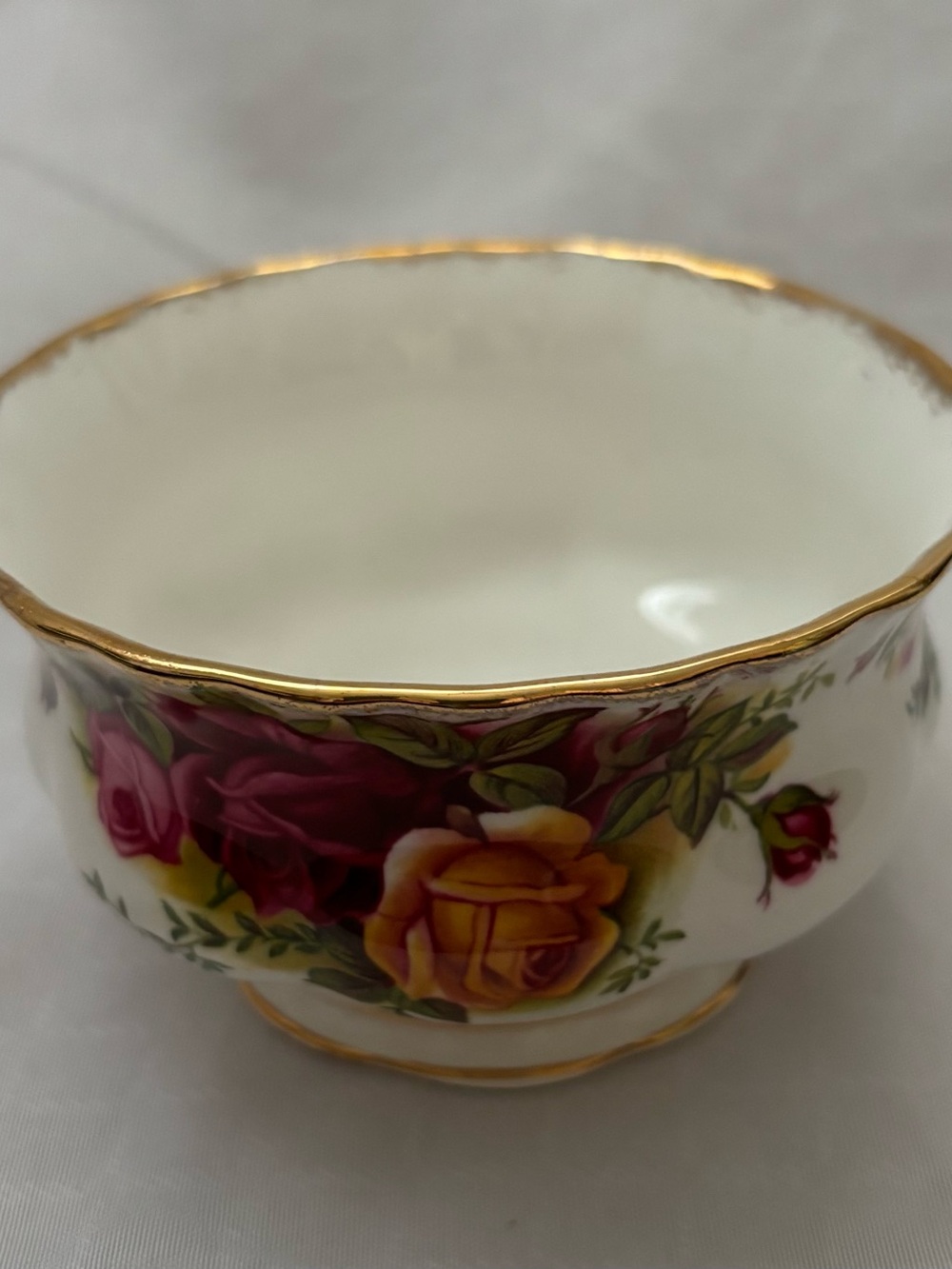 Royal Albert Old Country Rose Open Sugar Bowl